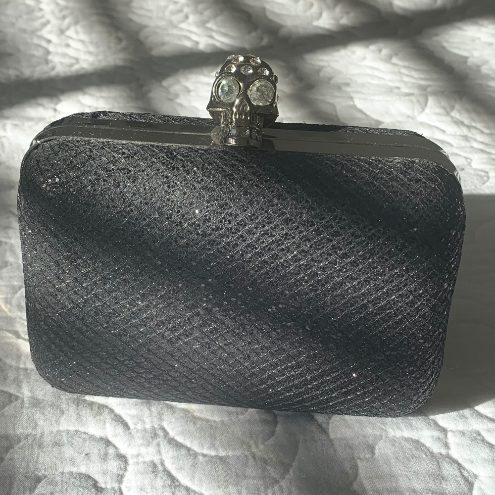 Buckle Black Skull Clutch